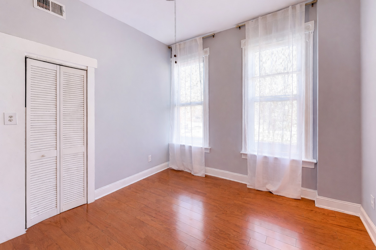 2254 N Racine Avenue, Chicago, IL