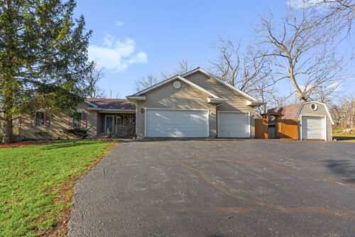 211 1/2 E Forest Street, Marengo, IL