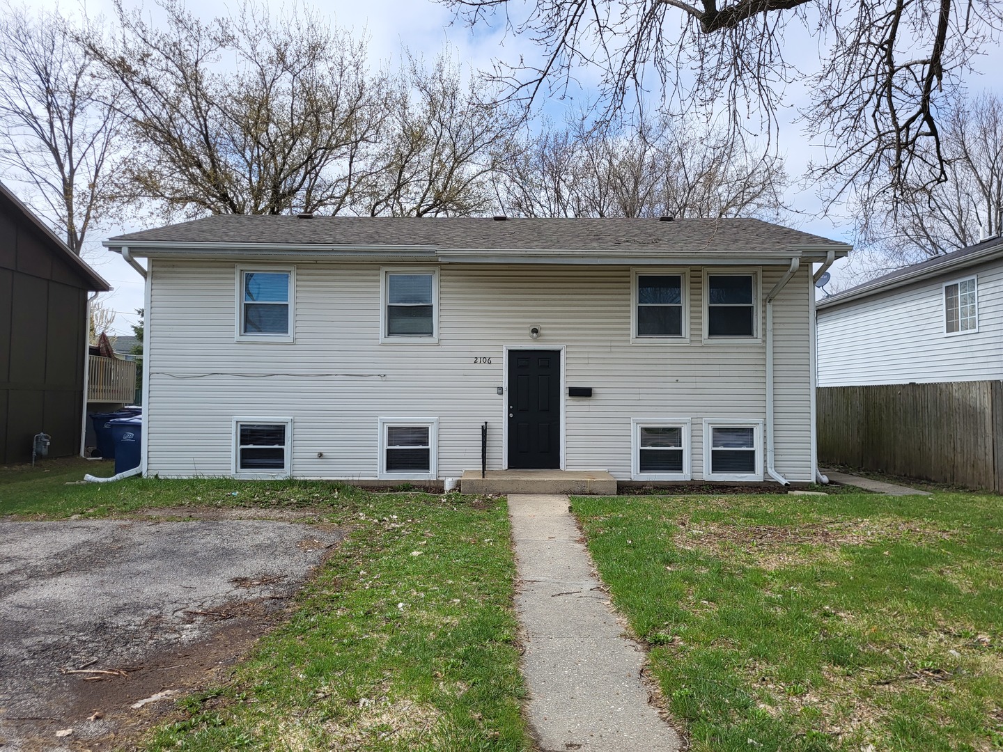 2106 Lewis Avenue, North Chicago, IL