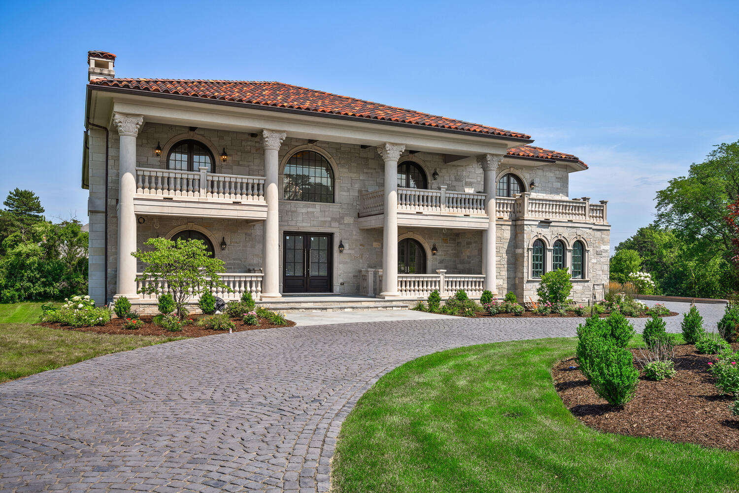 6413 S County Line Road, Burr Ridge, IL