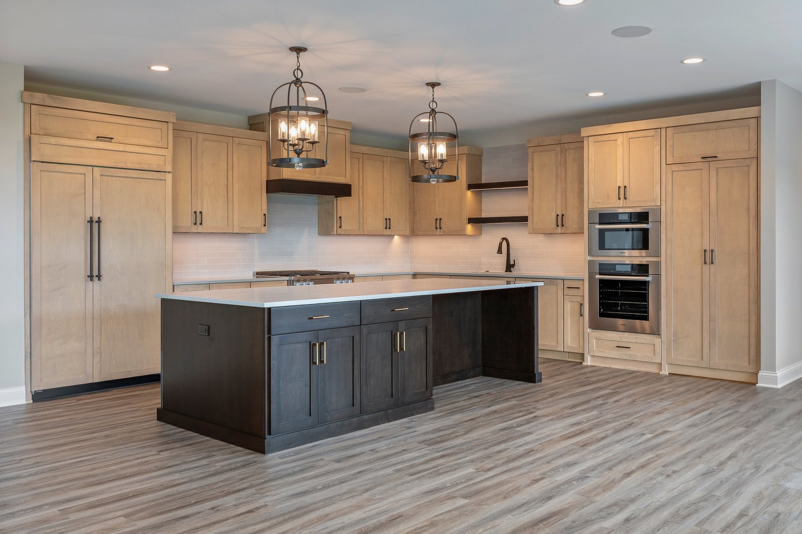 1033 Emerald Drive, Naperville, IL