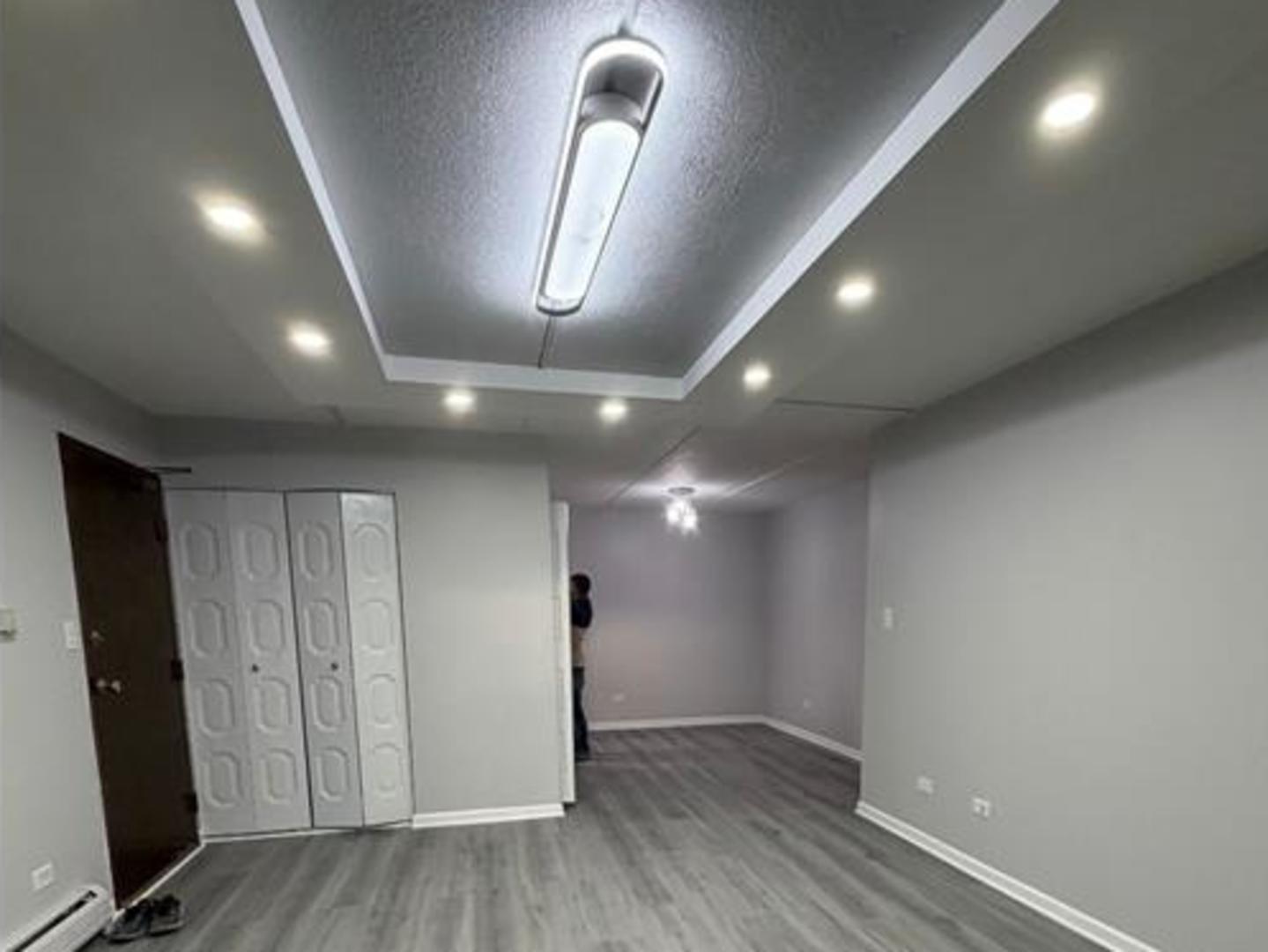 280 Shorewood Drive #1C, Glendale Heights, IL