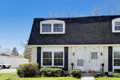 845 Country Club Drive #F, Libertyville, IL