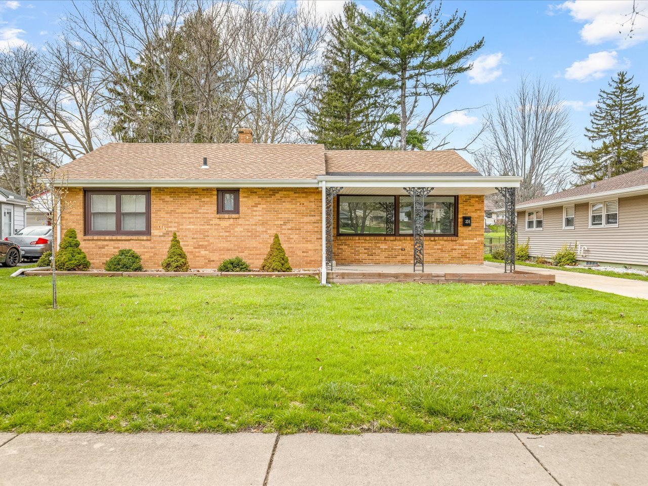324 Fairview Boulevard, Rockford, IL