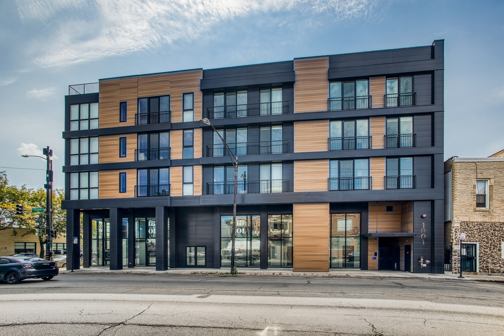 1801 W Grand Avenue #401, Chicago, IL