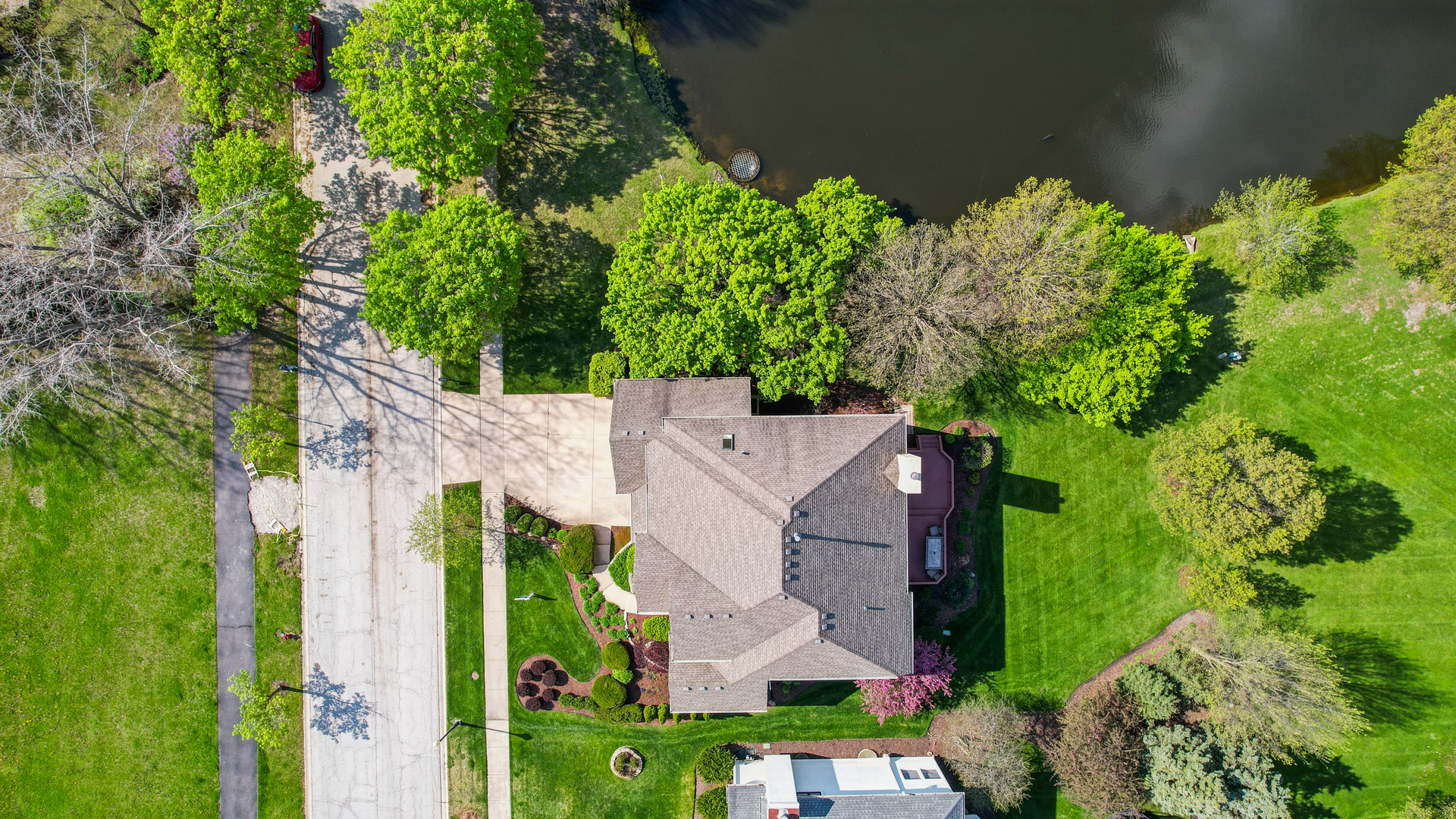 2360 Sutton Lane, Aurora, IL