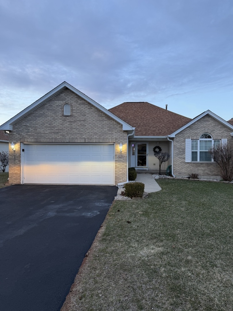 329 Garden Circle, Yorkville, IL