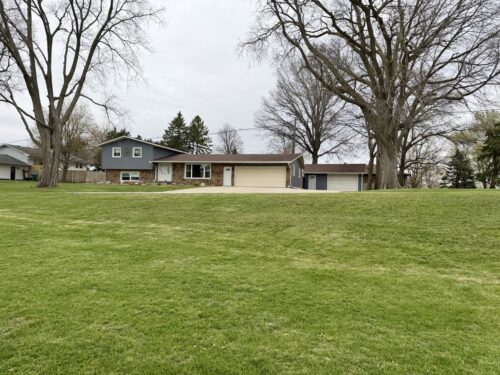 702 S Grant Street, Clinton, IL