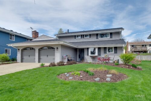 162 Braintree Drive, Bloomingdale, IL