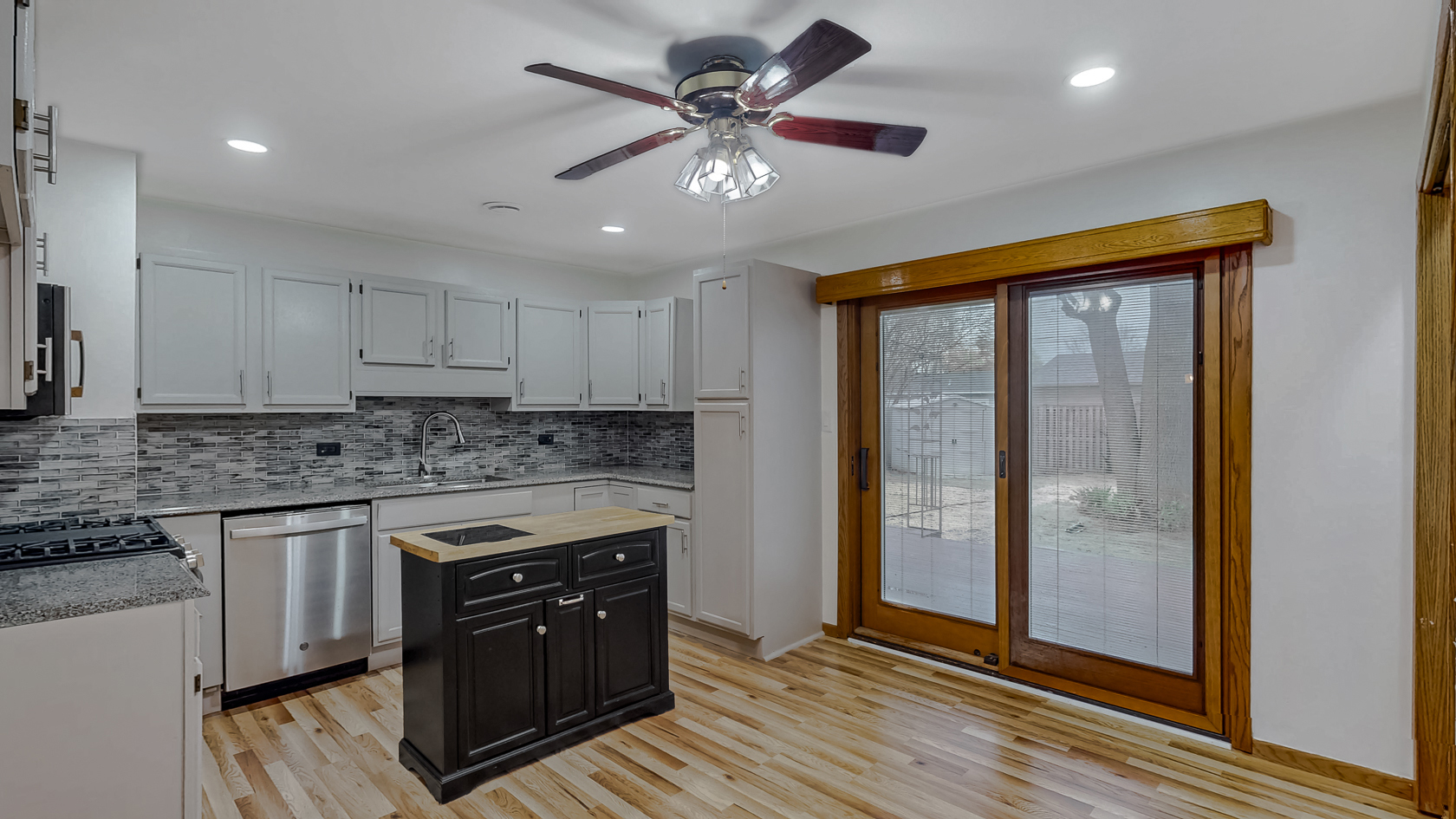 331 Fairfax Avenue, Romeoville, IL