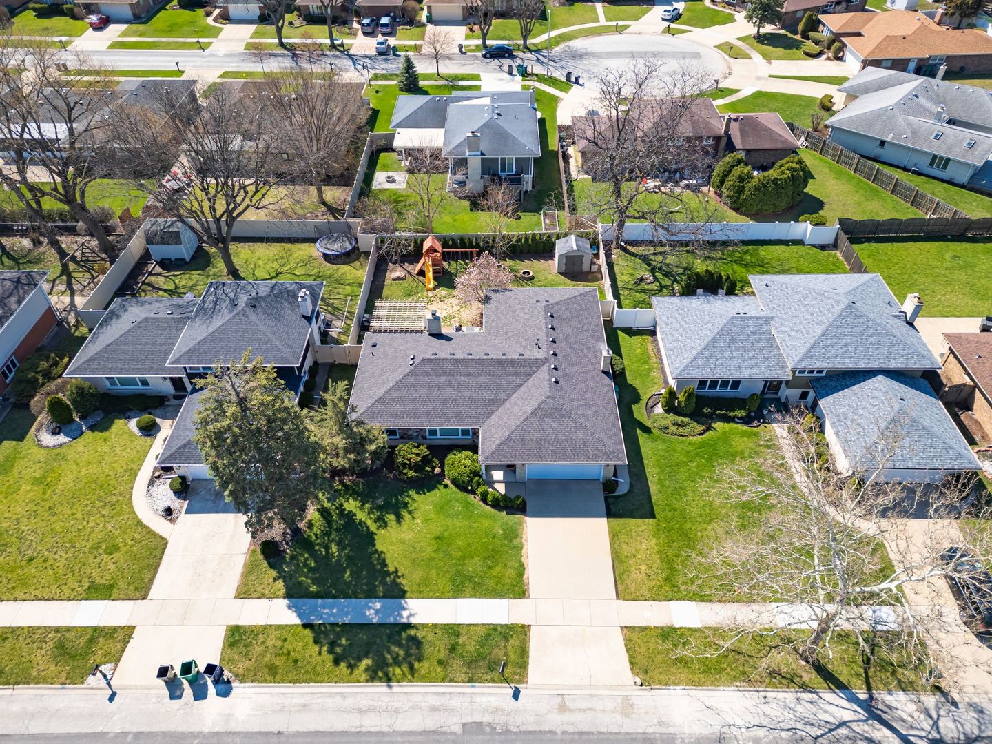 7741 Sycamore Drive, Orland Park, IL