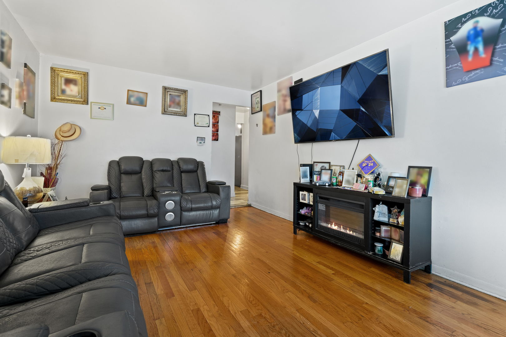 14373 Park Avenue, Harvey, IL