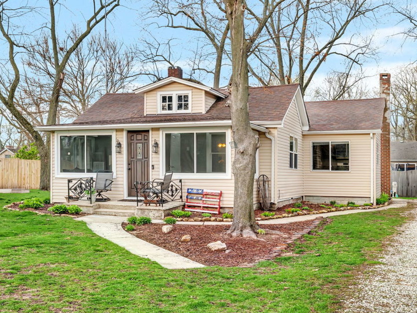 136 Grove Street, Braidwood, IL