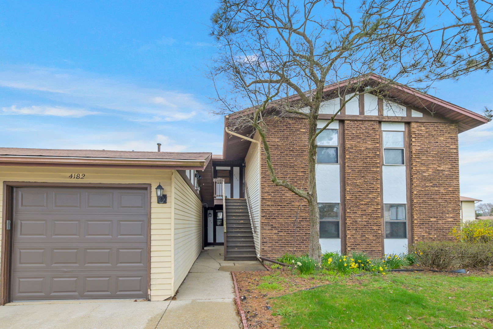 4182 192nd Court #253, Country Club Hills, IL