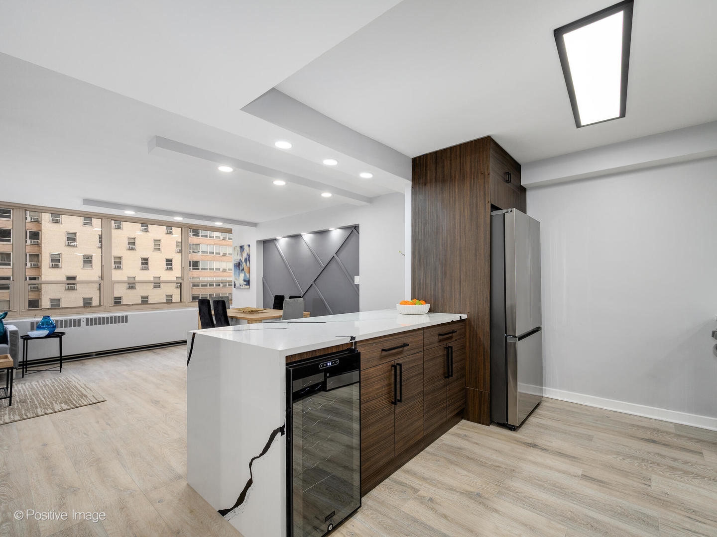 3950 N Lake Shore Drive #724, Chicago, IL