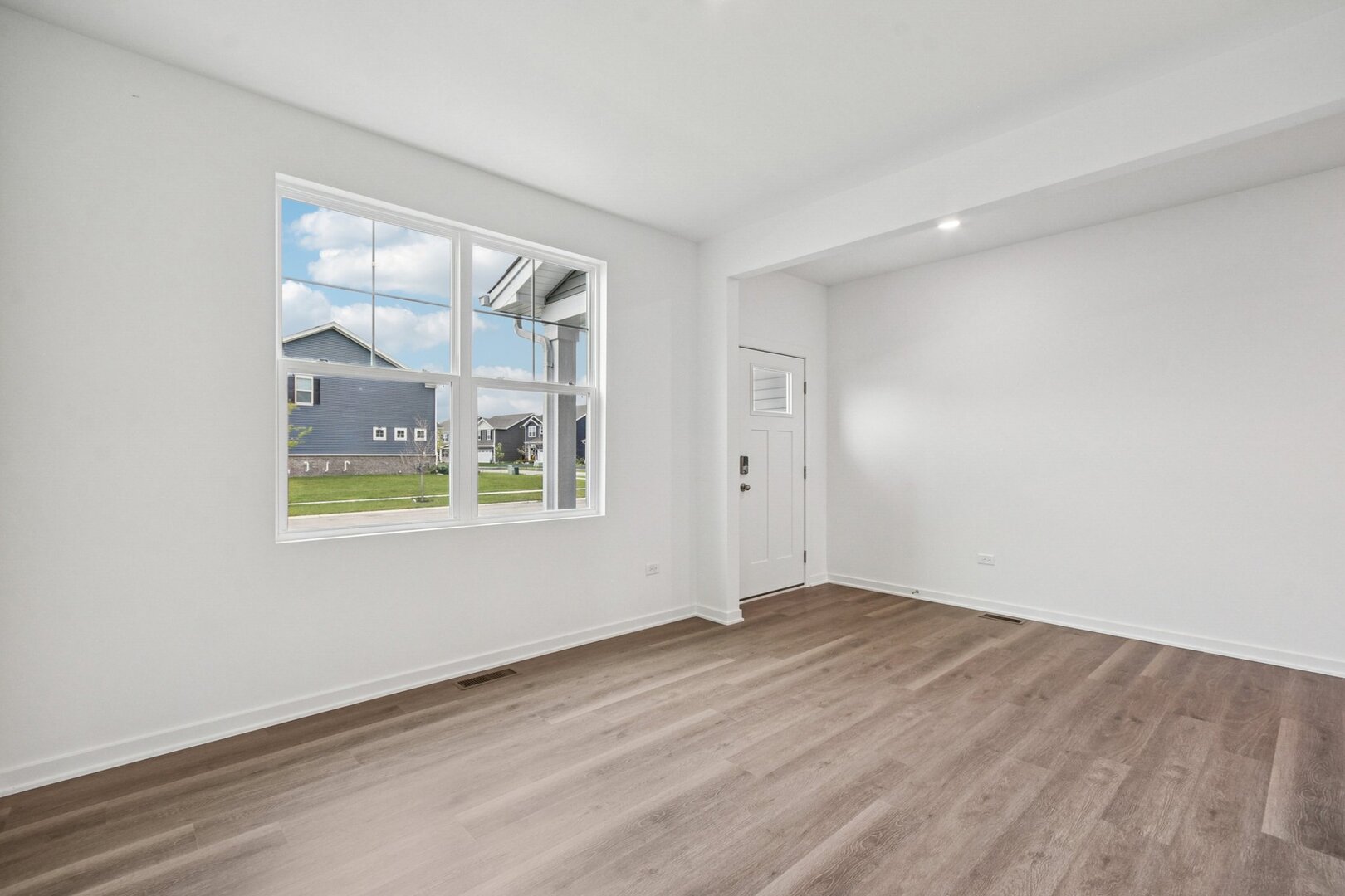 9957 Edgebrook Lane, Huntley, IL