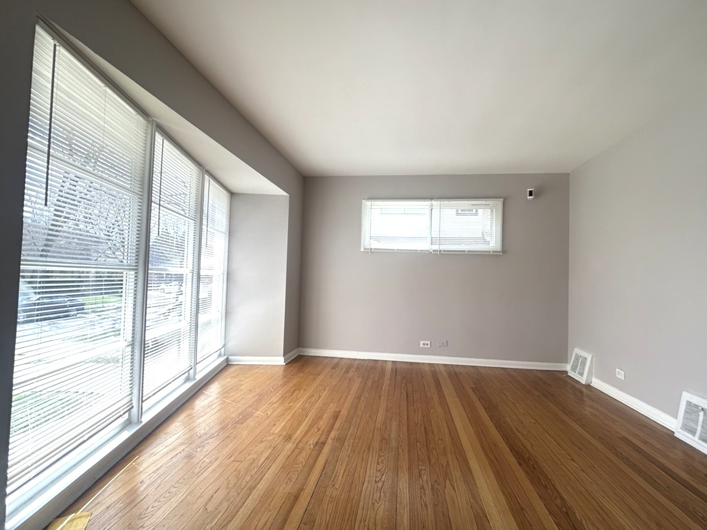 2058 Downey Road, Homewood, IL
