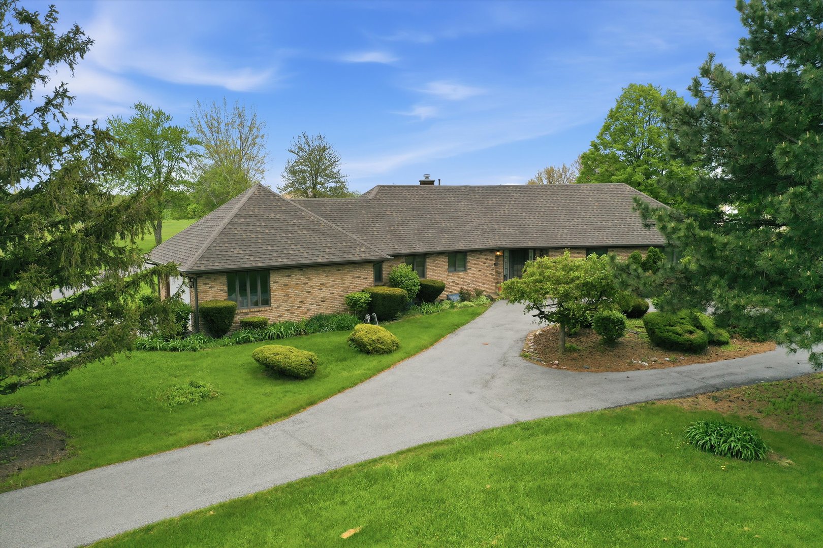 1026 S Schoolhouse Road, New Lenox, IL