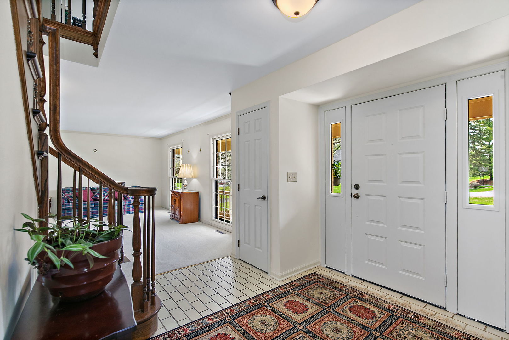 5720 Springs Boulevard, Crystal Lake, IL