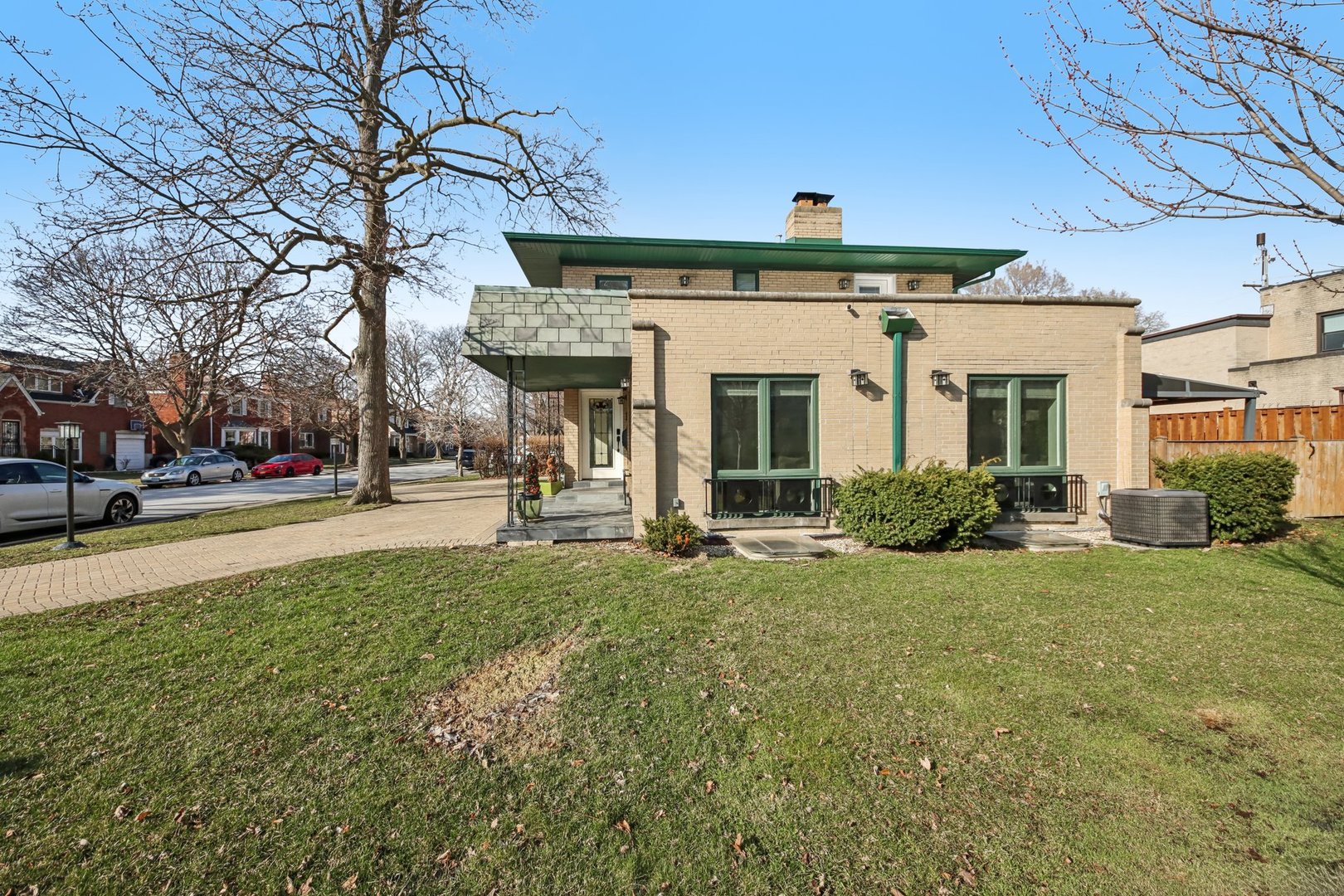 6601 N Trumbull Avenue, Lincolnwood, IL