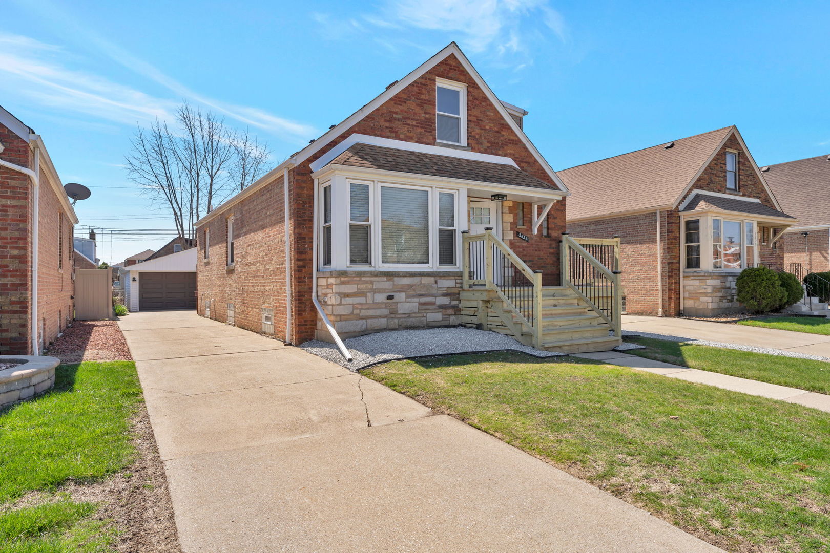 2825 W 84th Place, Chicago, IL