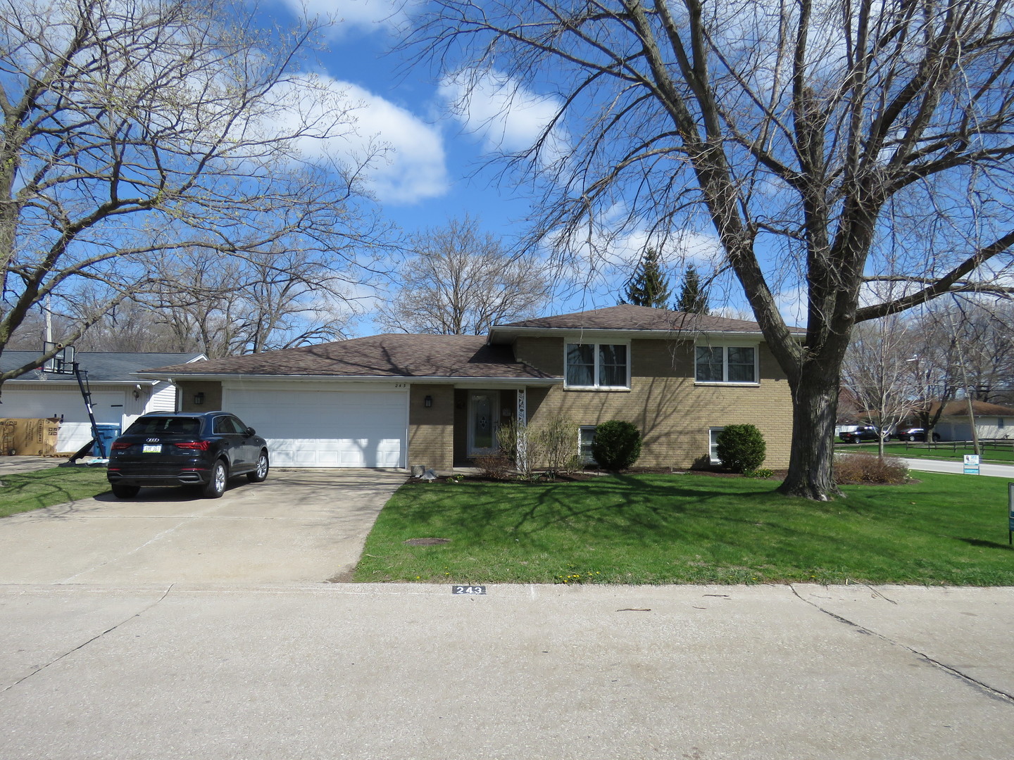 243 37th Avenue, East Moline, IL