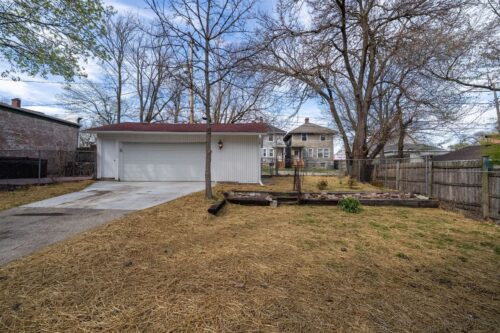 806 E Olive Street, Bloomington, IL