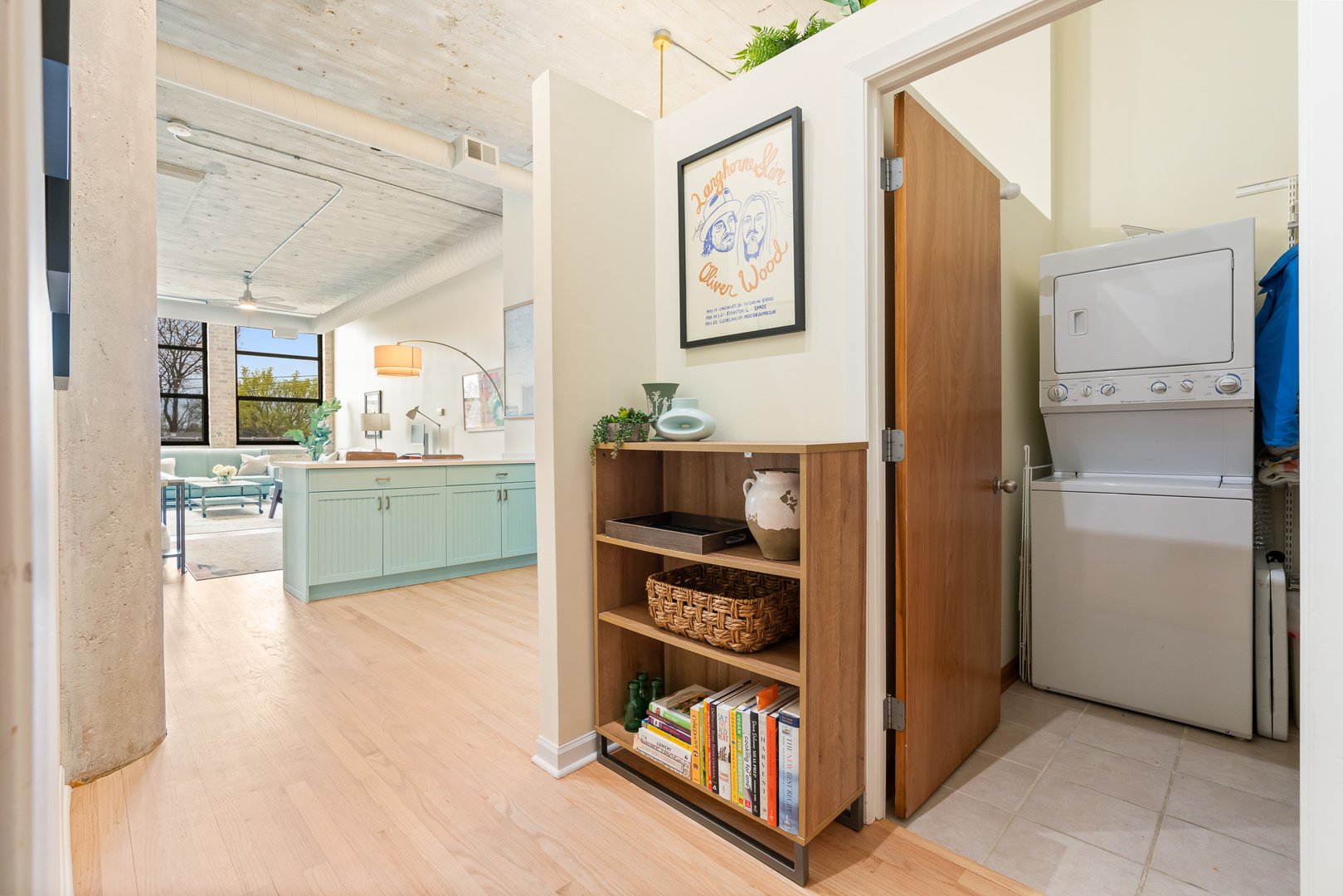 1800 W Roscoe Street #316, Chicago, IL