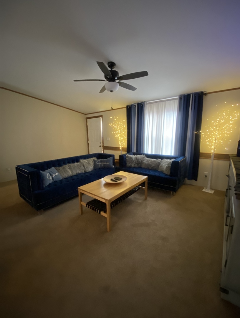 50 CANDLELIGHT Drive #50, Sauk Village, IL