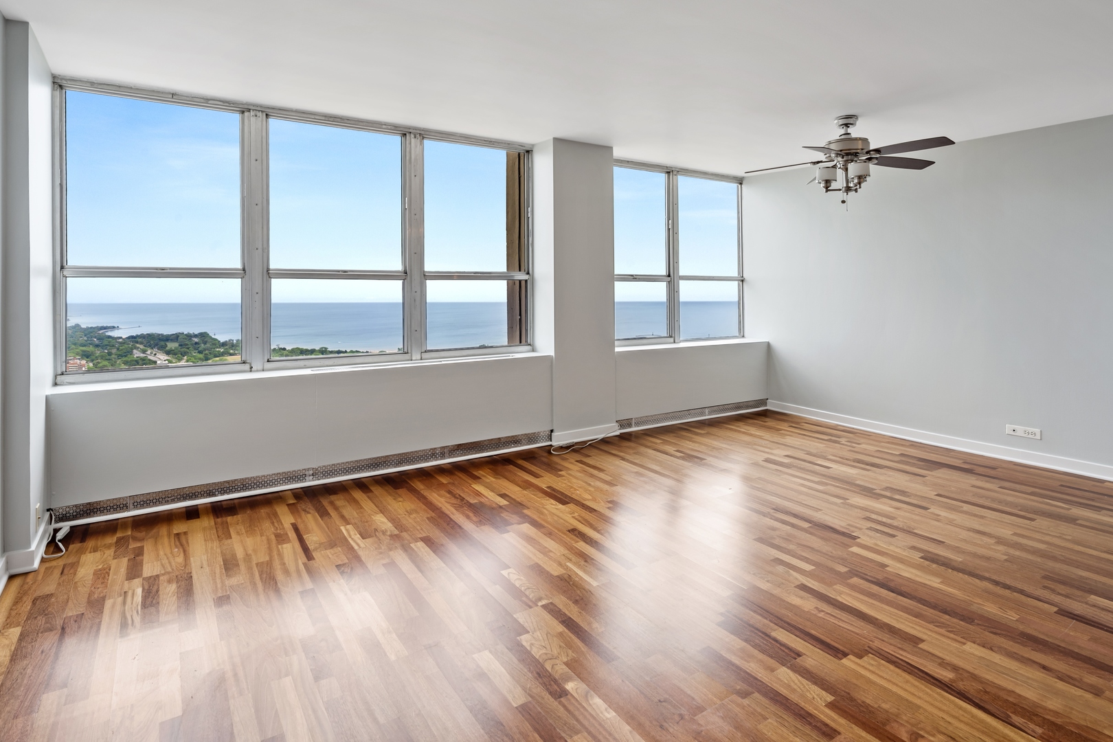 655 W Irving Park Road #5414, Chicago, IL