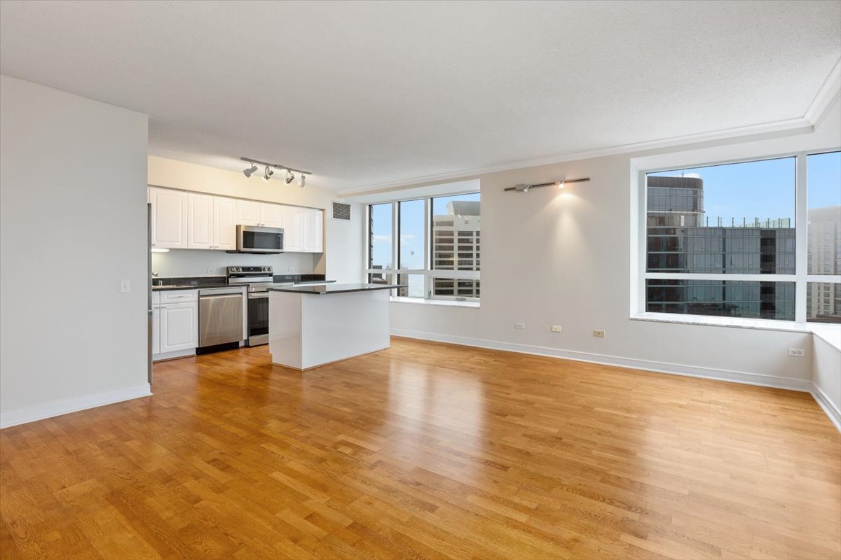 512 N McClurg Court #3904, Chicago, IL