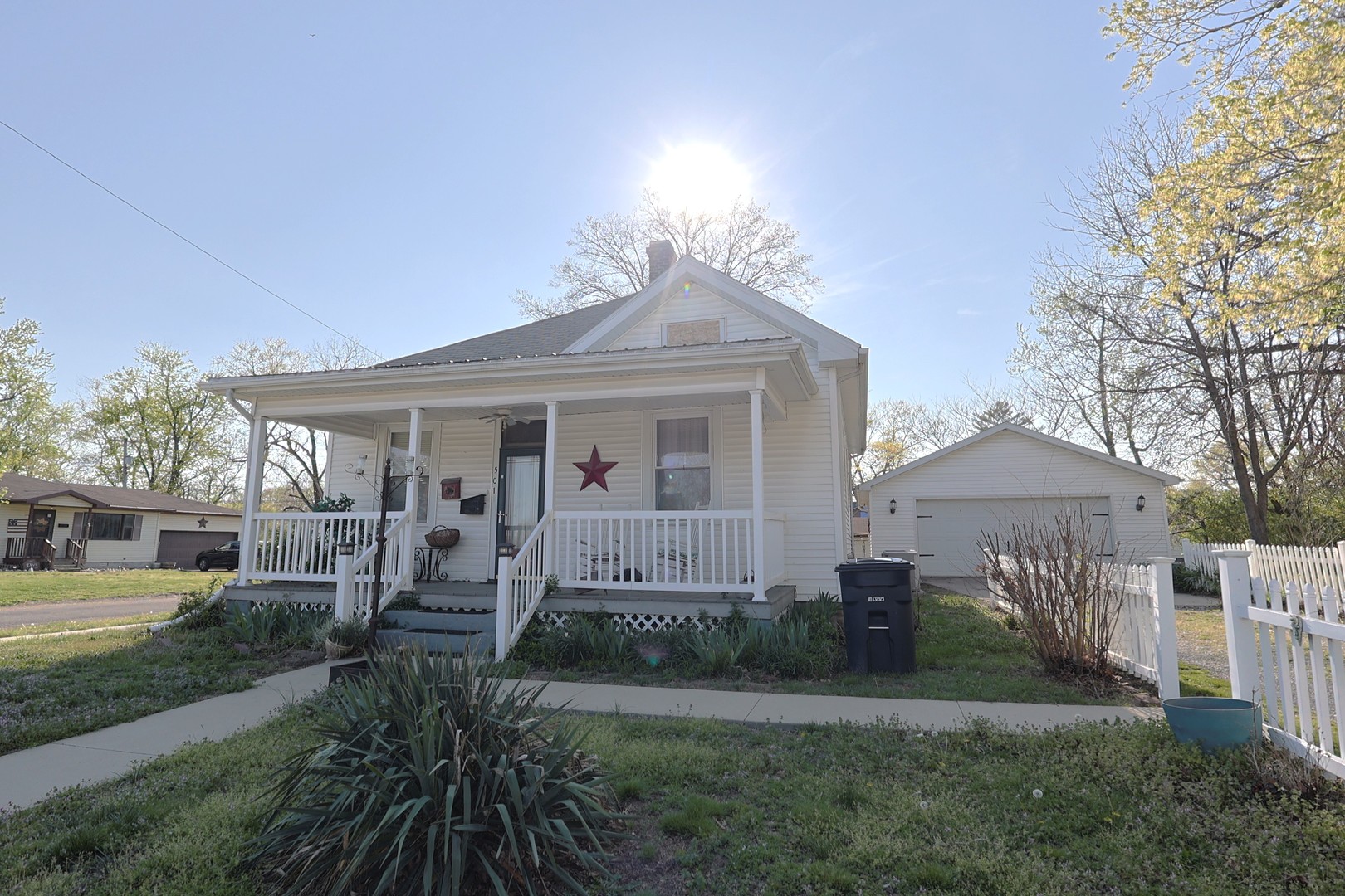 501 N Shelby Avenue, Salem, IL