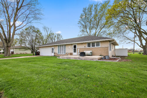 325 N Elm Street, Herscher, IL