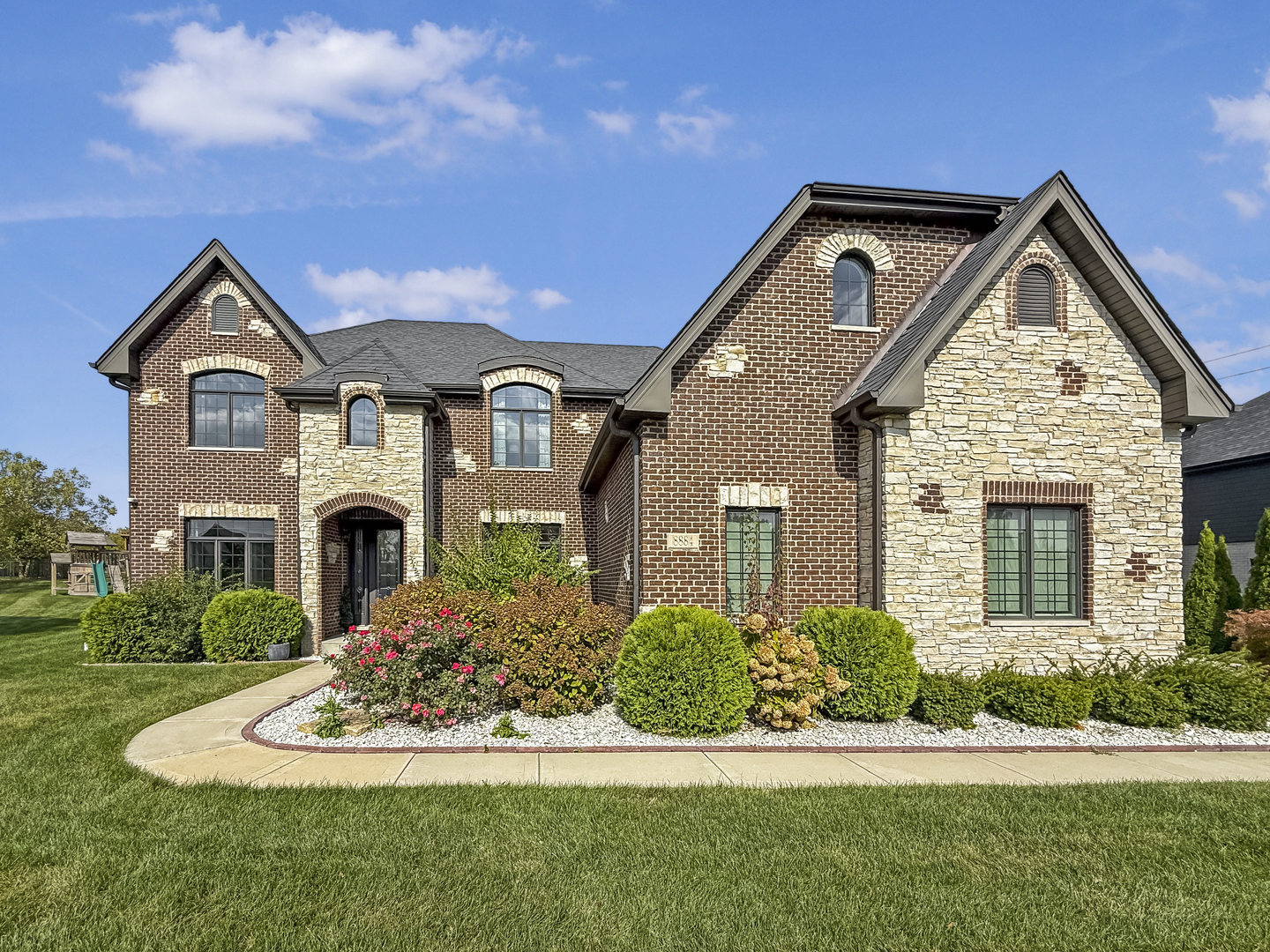 8884 Port Washington Drive, Frankfort, IL