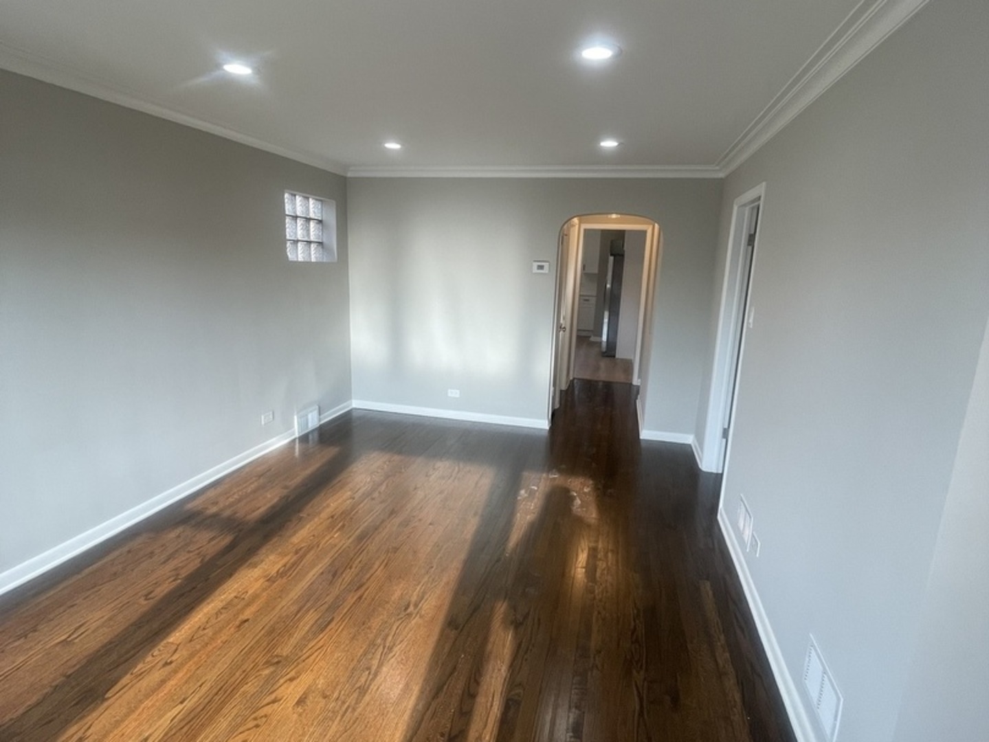 654 W 111th Street, Chicago, IL