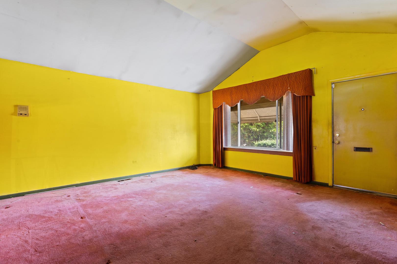 9232 S EGGLESTON Avenue, Chicago, IL