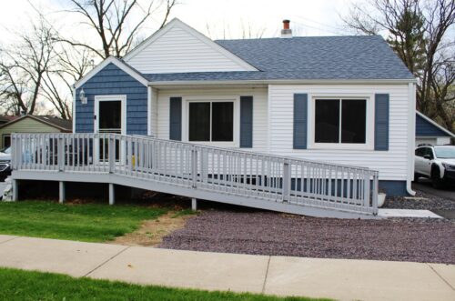 129 S Main Street, Seneca, IL