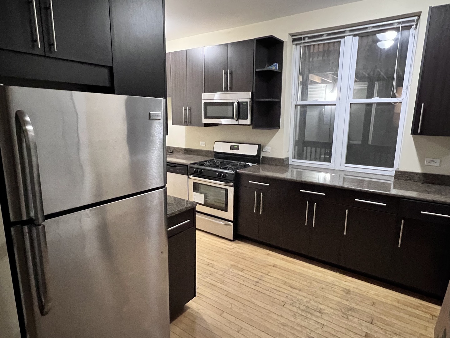 3605 W LELAND Avenue #2E, Chicago, IL