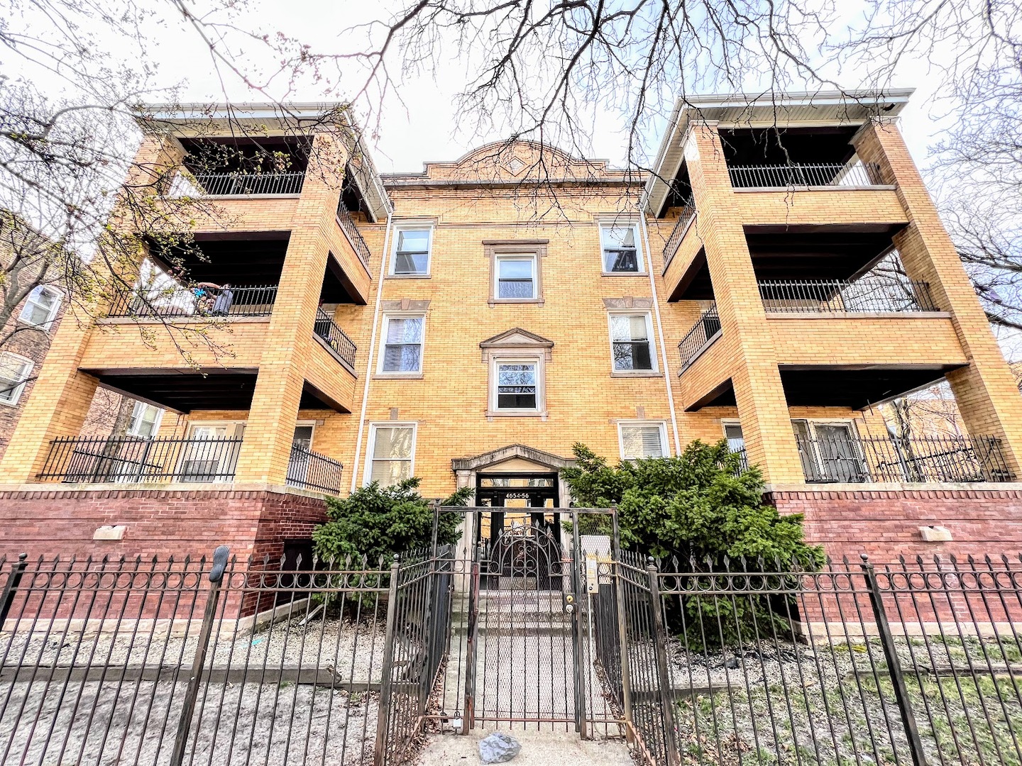 3605 W LELAND Avenue #2E, Chicago, IL