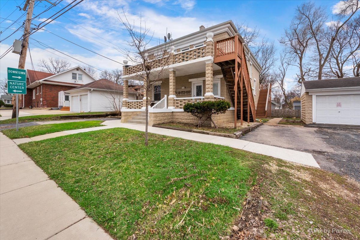 85 E TERRA COTTA Avenue, Crystal Lake, IL