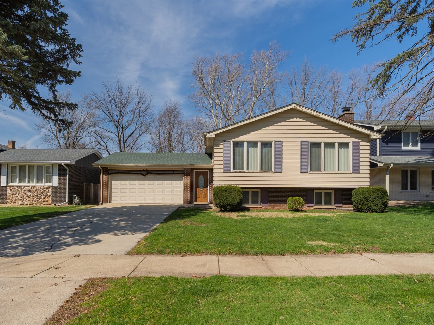 4242 Pinewood Lane, Matteson, IL