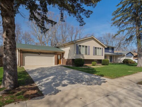 4242 Pinewood Lane, Matteson, IL
