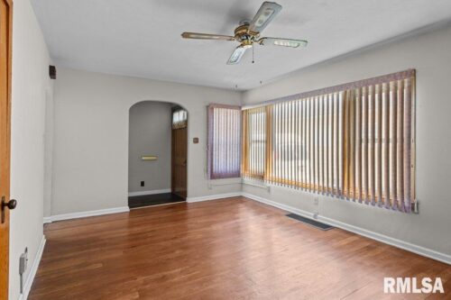 4234 9TH Street, Rock Island, IL