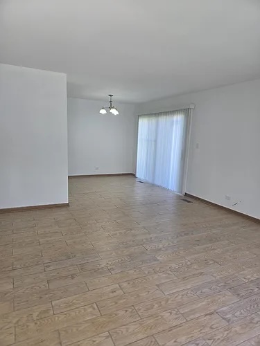 1773 Raleigh Lane, Hoffman Estates, IL