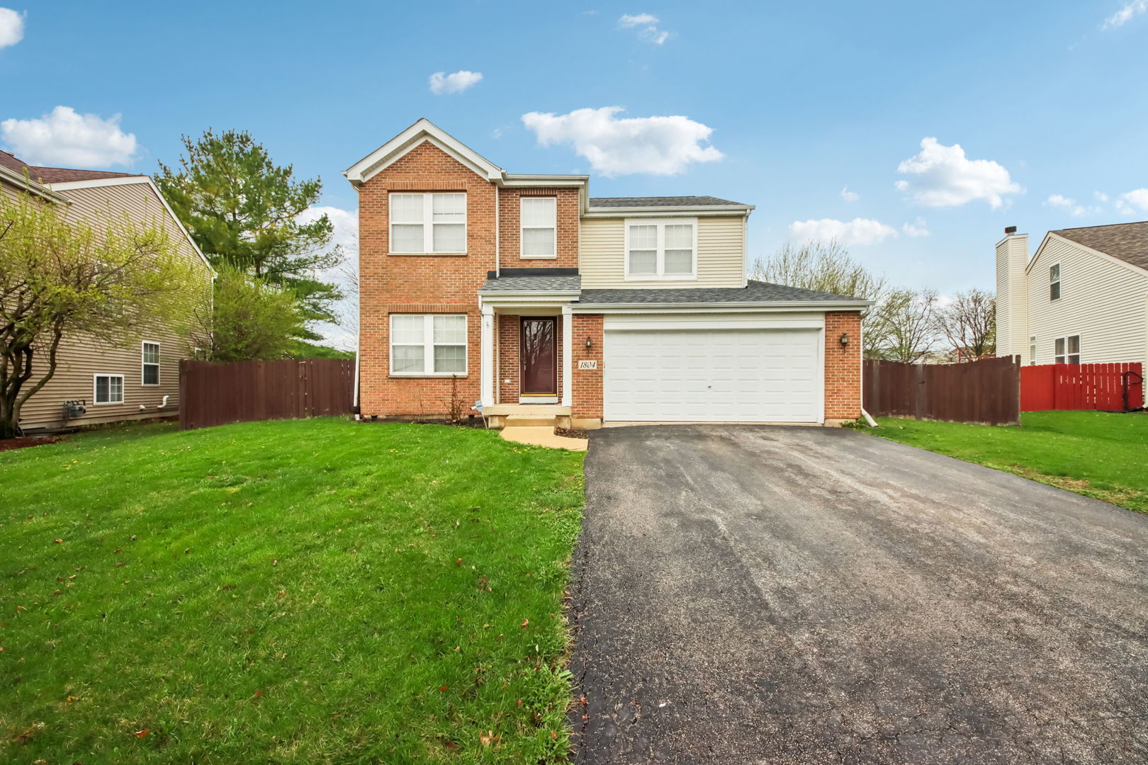 1804 Thornapple Way, Aurora, IL