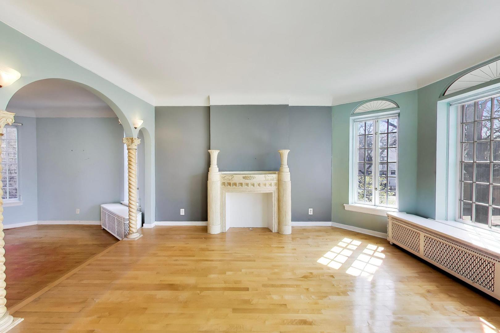 2629 N Troy Street, Chicago, IL