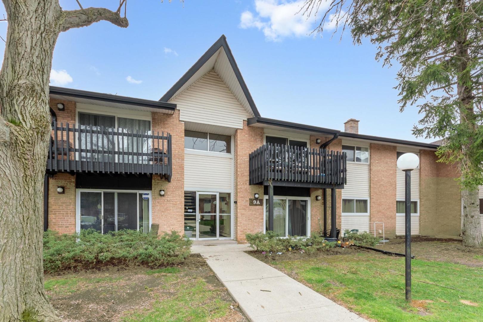 9A Kingery Quarter #202, Willowbrook, IL