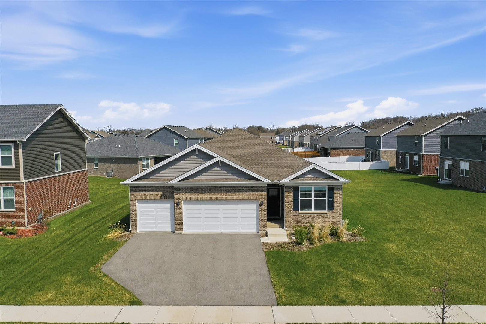 6208 Longford Lane, Tinley Park, IL