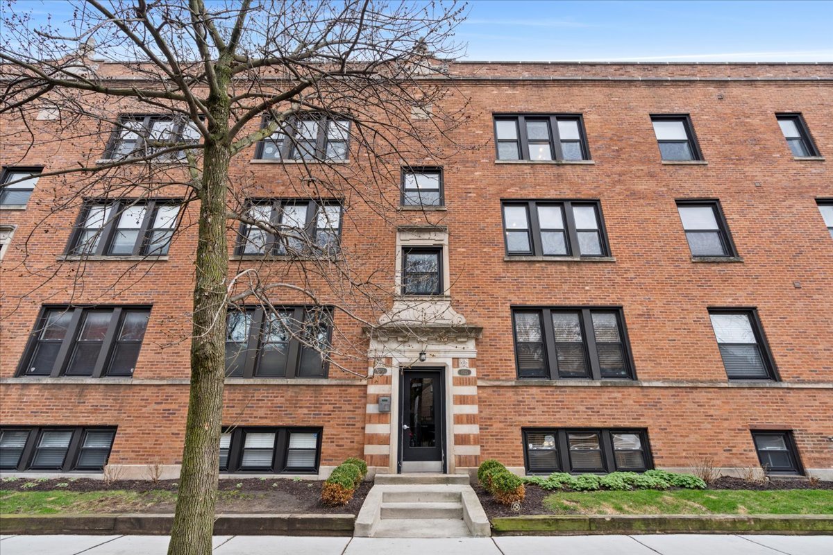 1525 W Cullom Avenue #G, Chicago, IL