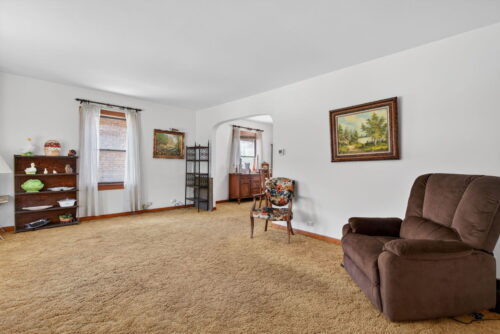 9020 W Forestview Drive, North Riverside, IL